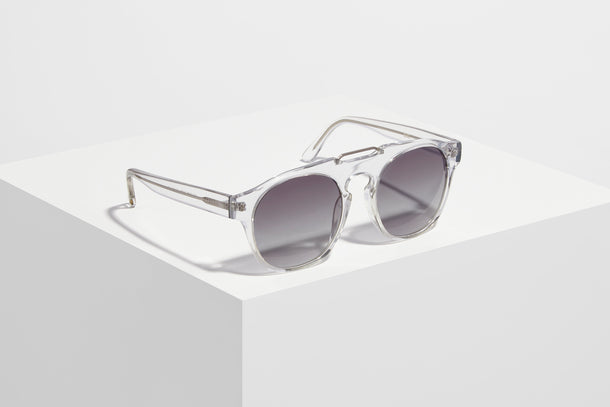 Debut Collection · 602 · Clear