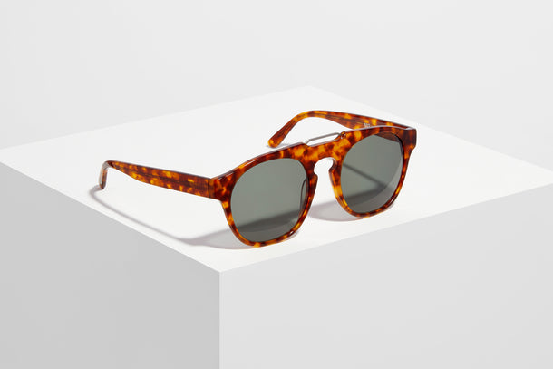 Debut Collection · 602 · Amber Tortoise