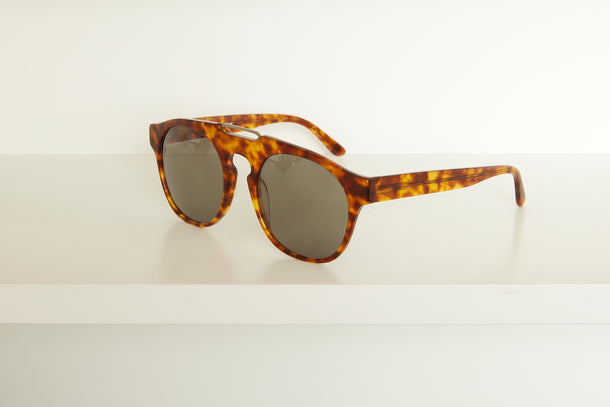 Debut Collection · 602 · Amber Tortoise